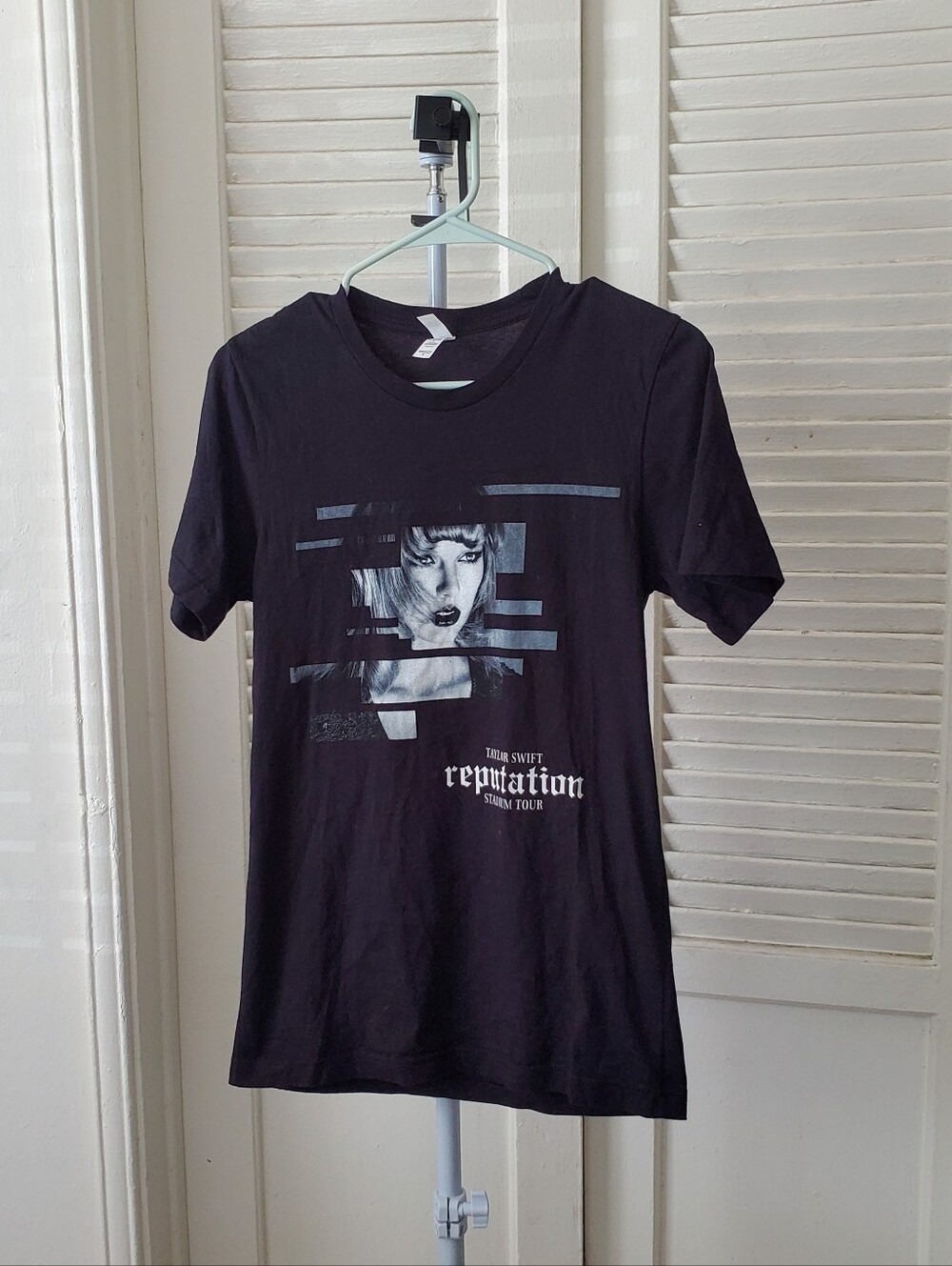 Taylor Swift Official Reputation Stadium Tour Black Top Size S